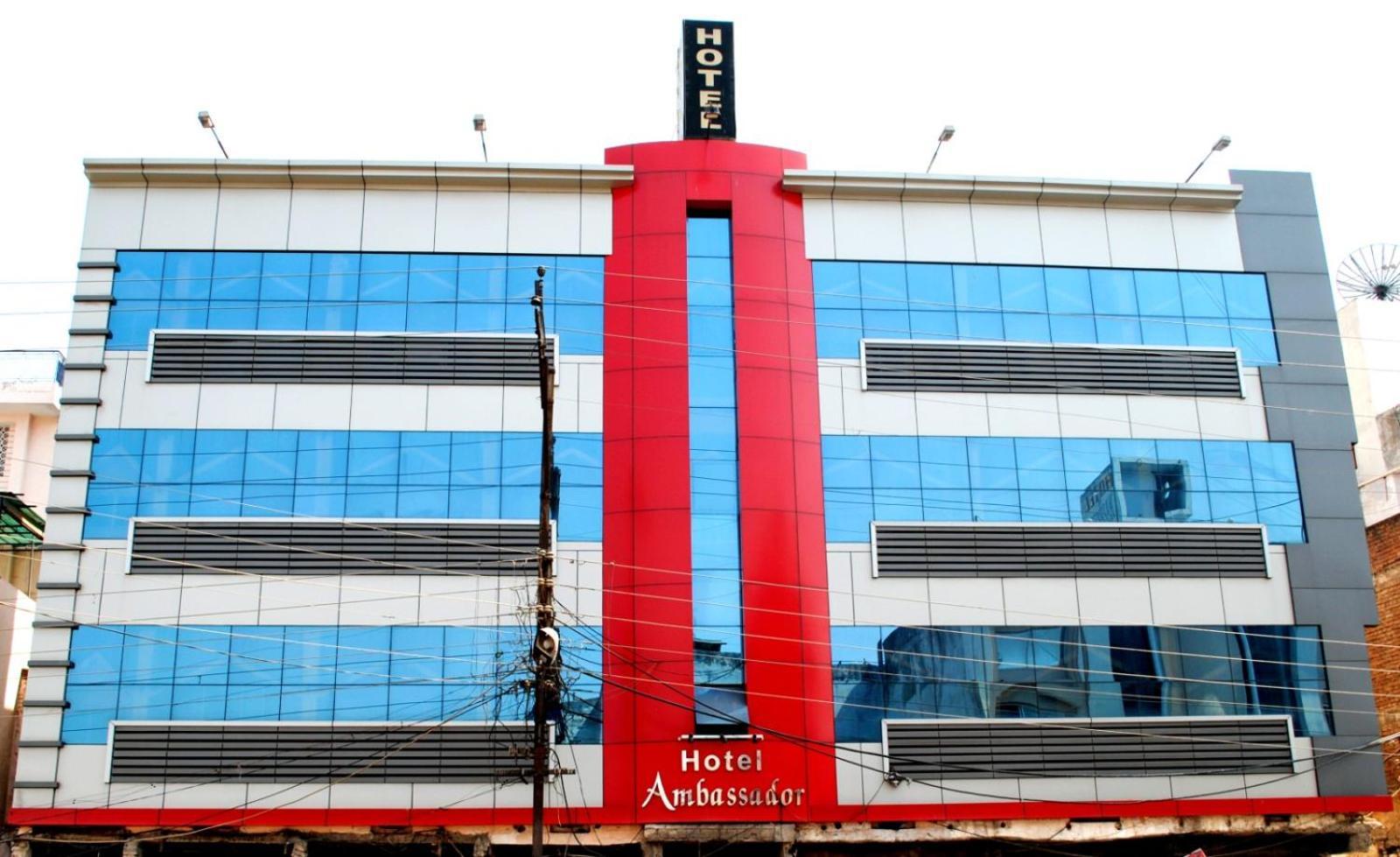 Hotel Ambassador Inn Gwalior Bagian luar foto